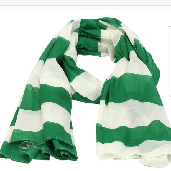 MoDa New York Accessories - MODA Green and White Infinity Scarf